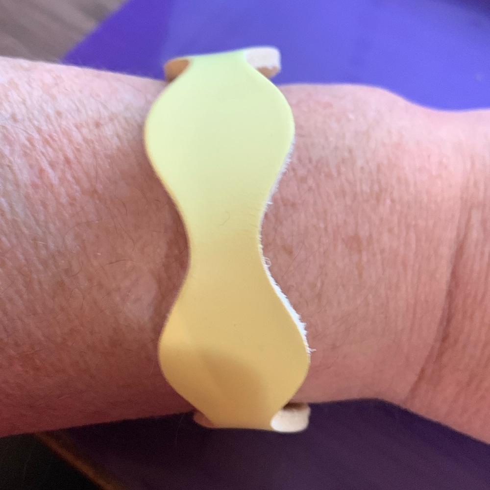 leather bracelet*